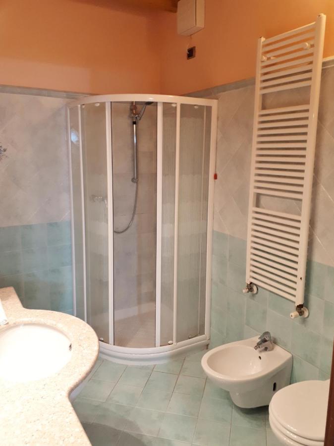 Albergo La Quiete Desenzano del Garda Bagian luar foto